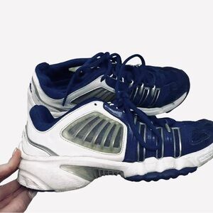 Adidas Sz9.5 Blue and White Athletic Sneakers Women’s Vuelo   Volleyball